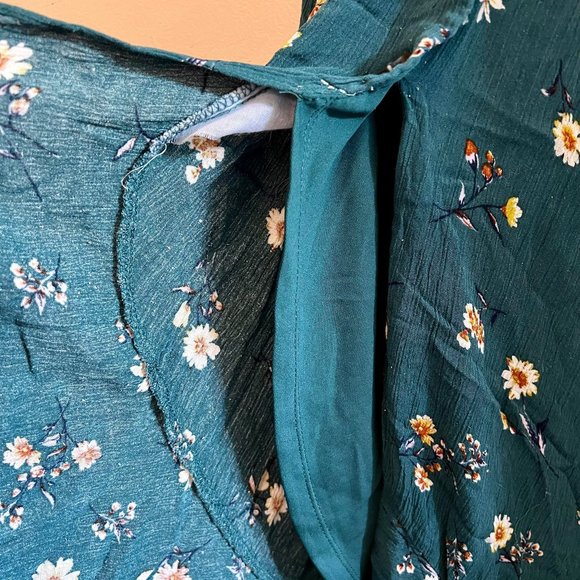 Francesca's Maxi Dress - Picture 8 of 10